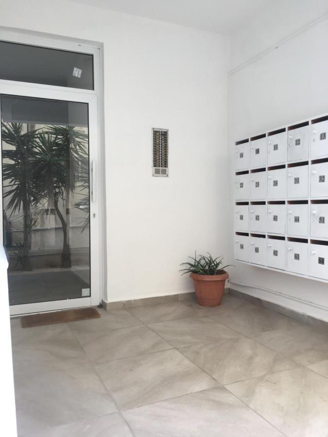 Larnaca Beach Apartment 1A Lárnaca Exterior foto